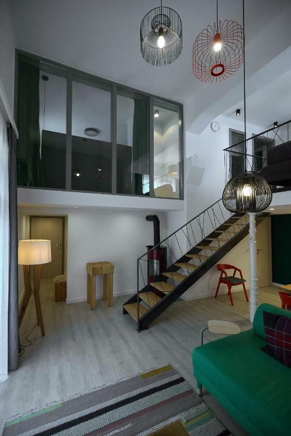 7Domb Apartman Komló 外观 照片