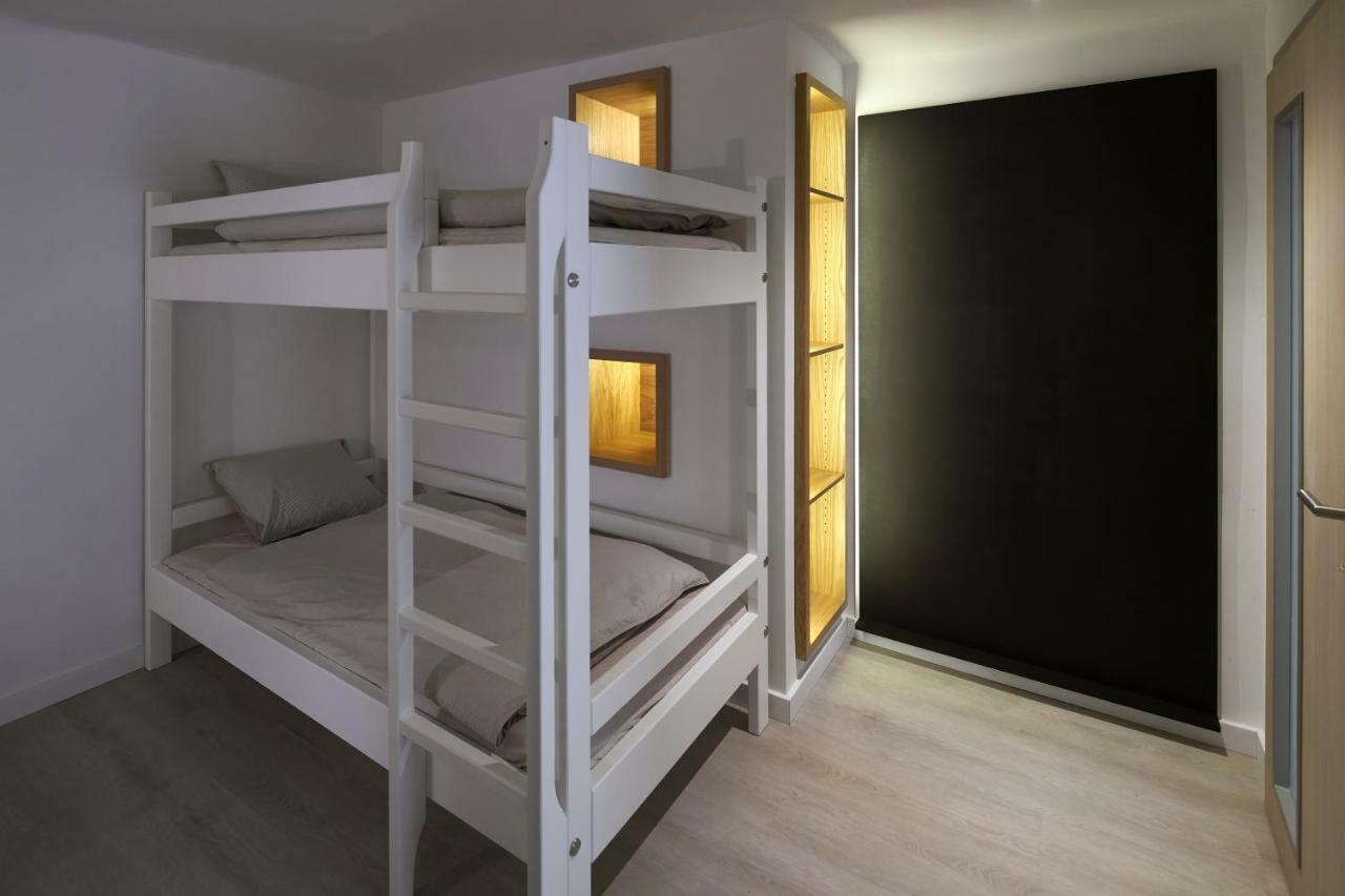 7Domb Apartman Komló 外观 照片